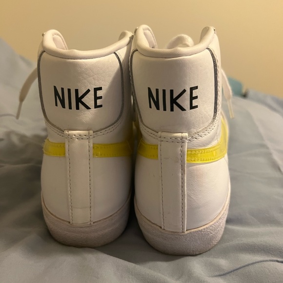 Nike blazers - Picture 2 of 3